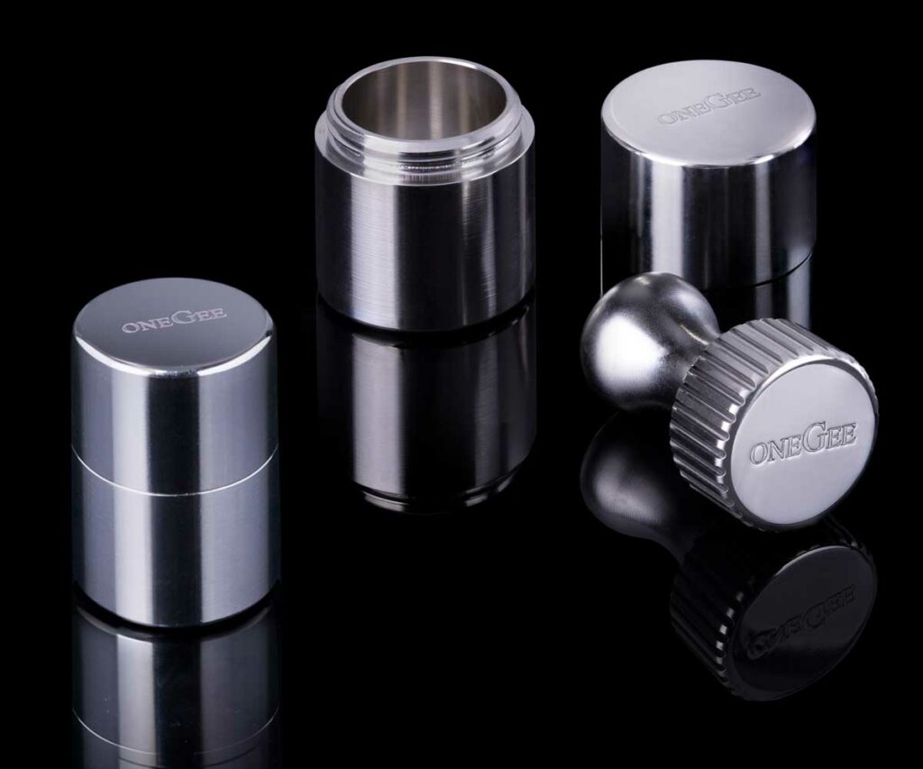 Grinder and extra Bin for Cocaine